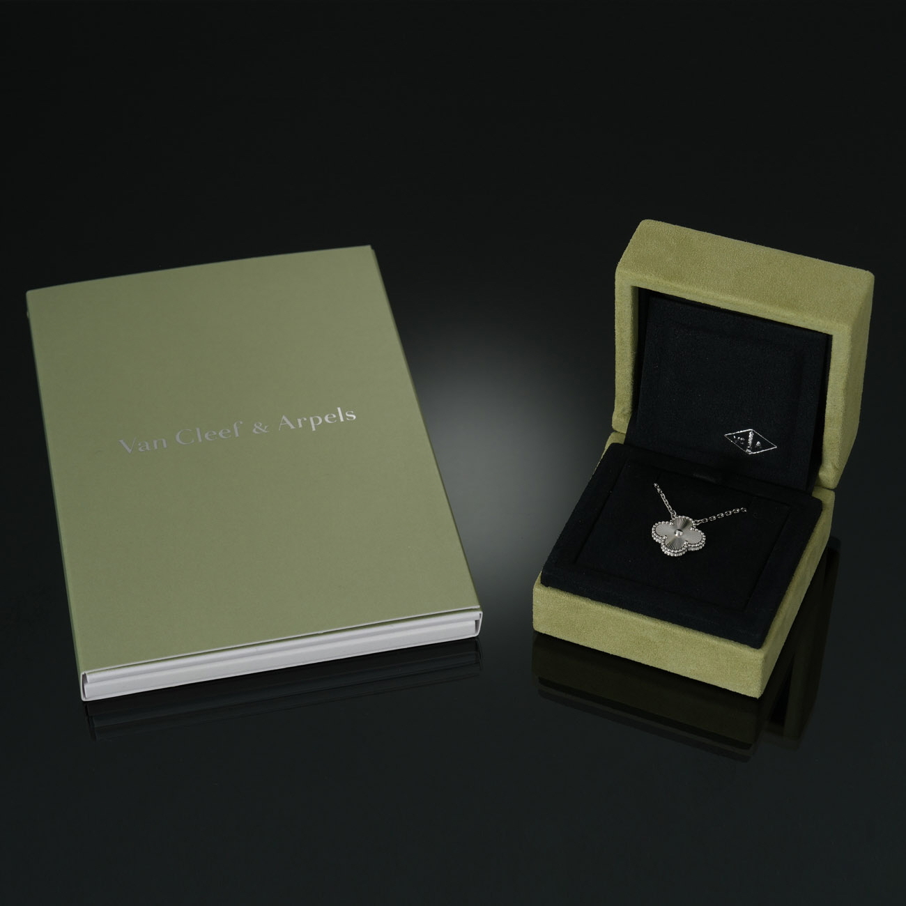 Van Cleef & Arpels(USED)반클리프앤아펠 빈티지 알함브라 네크리스